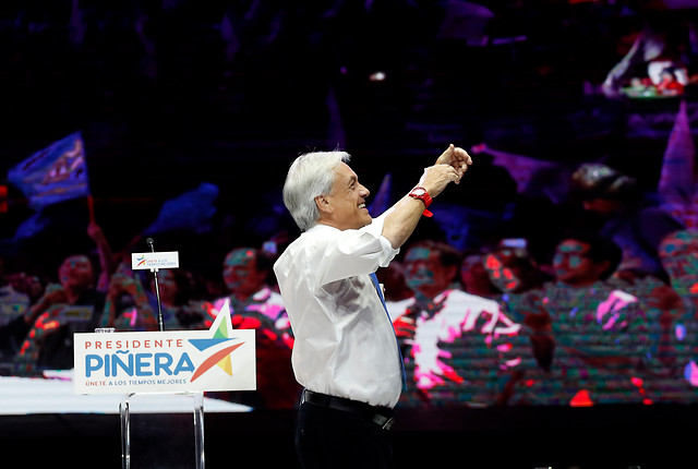 <p>Capital Economics ve difícil que Piñera logre rebajar impuestos a empresas</p>