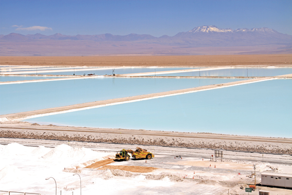 SQM lograría ventas de litio por US$ 7.000 millones si amplía cuota de producción desde 2023 a 2030