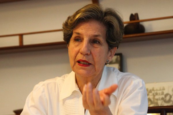 Senadora Allende responde a Contralor sobre "traje a la medida" para Codelco