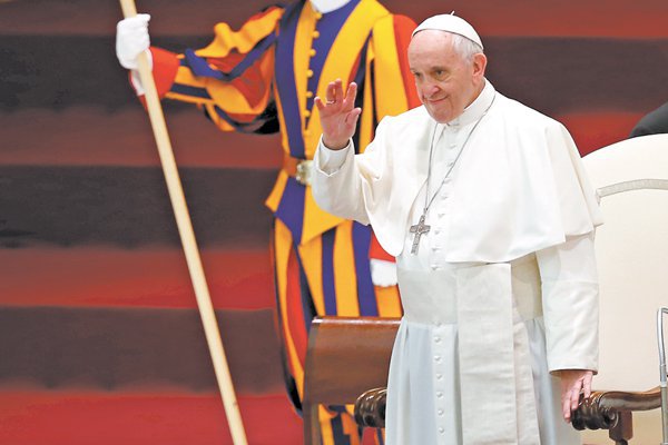 Avanza feriado en la RM por visita del Papa