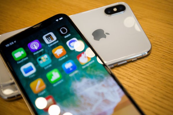 Teoría de la conspiración era cierta: Apple admite que reduce intencionalmente el rendimiento de los iPhones más antiguos