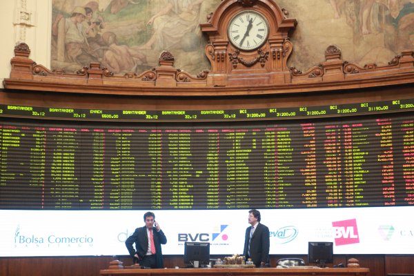 AFP sacan US$ 3 mil millones de renta fija tras fuga de cotizantes de fondos más conservadores
