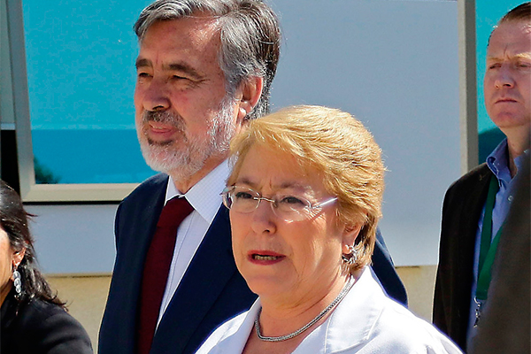 El análisis de la agencia EFE: el fracaso electoral de Guillier supone un duro revés para Bachelet