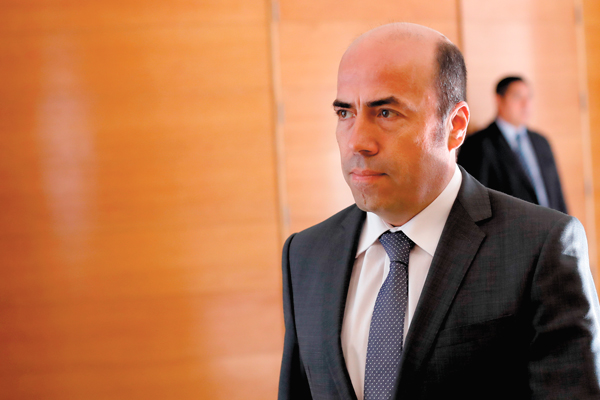 Las milbatallas del contralor