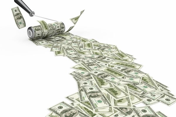 Baja del dólar pone en alerta a exportadores y abre debate sobre nivel de equilibrio