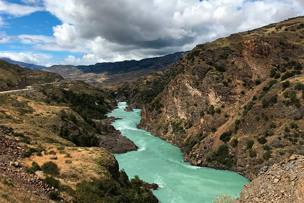 Tribunal Ambiental de Valdivia acoge reclamación contra Cuervo en Aysén y anula su permiso ambiental
