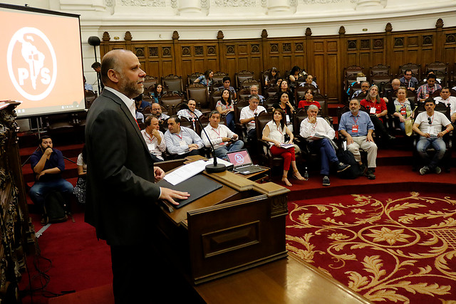 <p>Sin fricciones se desarrolló el Comité Central del PS con la aprobación unánime de la propuesta de la mesa</p>