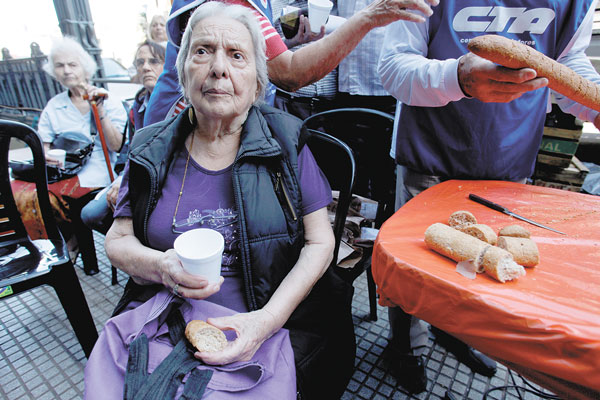 Argentina creará comisión para proponer una reforma de pensiones definitiva