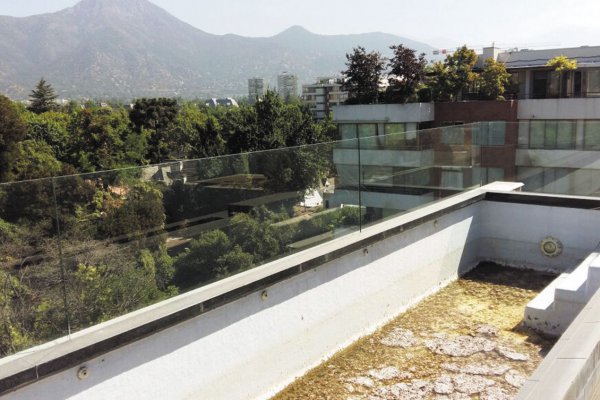 <p>Sale a remate el exclusivo penthouse de Alberto Chang en Vitacura</p>