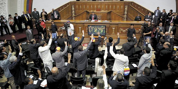 <p>Asamblea Nacional de Venezuela decreta nulidad absoluta sobre emisión del Petro</p>