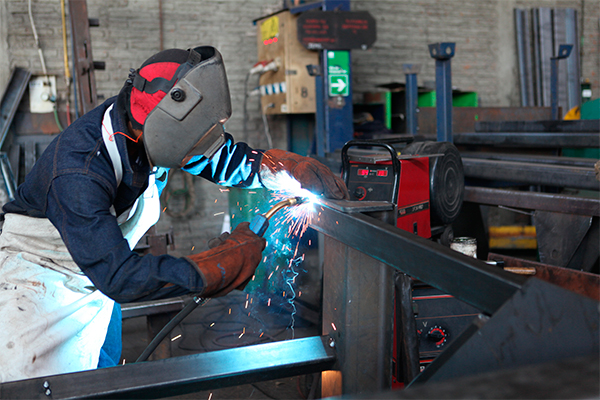 BCI Estudios: PIB de Chile podría crecer hasta un 3,2% en 2018, dependiendo de las señales de Piñera