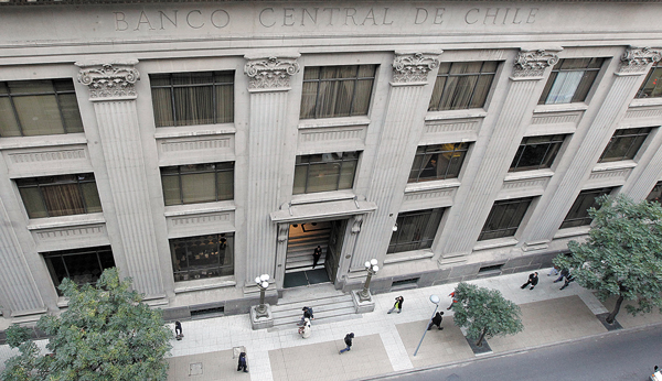 Rendimientos de bonos del BC retroceden