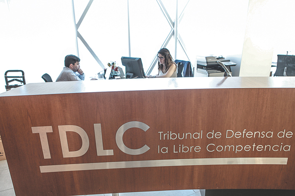 TDLC declara desierto concurso para alumnos en práctica