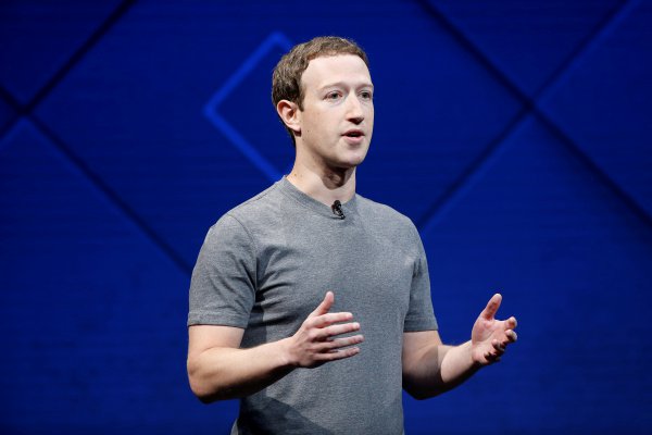 Mark Zuckerberg pretende salvar a Facebook de sí mismo con cambio de prioridades
