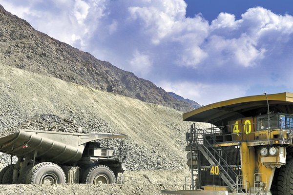 Camiones mineros con sistema Start/Stop en Chile