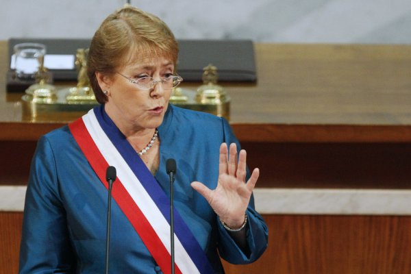 Bachelet molesta por "alteración" del ránking y pide "completa investigación" al Banco Mundial