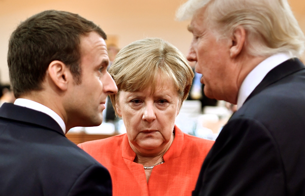 Angela Merkel y Donald Trump protagonizarán choque de visiones en el Foro de Davos