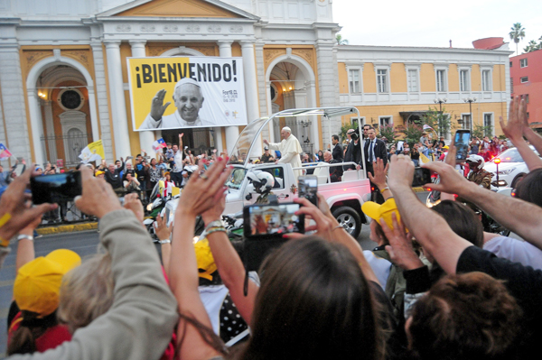 La Moneda ya está lista para recibir al Papa Francisco