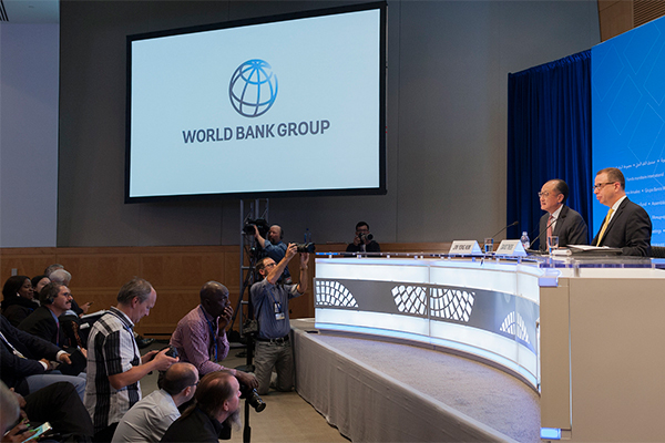<p>Banco Mundial: "No tenemos evidencia para respaldar la noción de que la metodología fue desfavorable a Chile"</p>