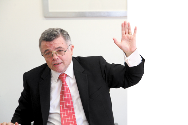 LarrainVial se la juega y prevé crecimiento de 4% este año
