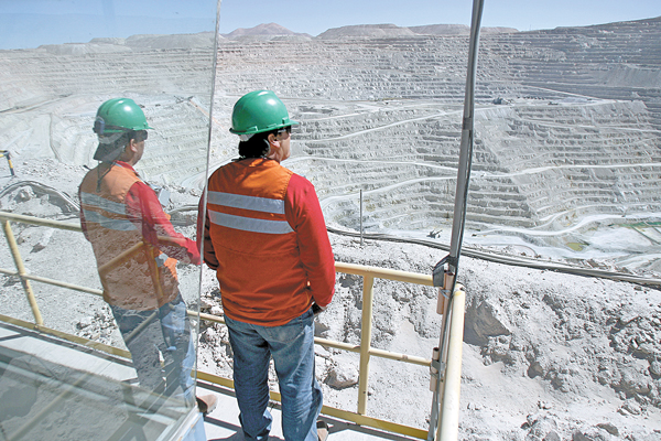 BHP se recupera de huelga en Escondida: producción sube 29%