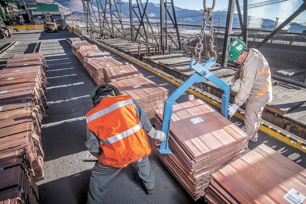 Cochilco se alinea con el mercado y eleva sus proyecciones para el precio del cobre a US$ 3,06 la libra