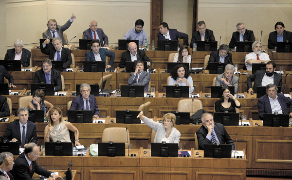 Diputados: 29 días de permiso sin sueldo