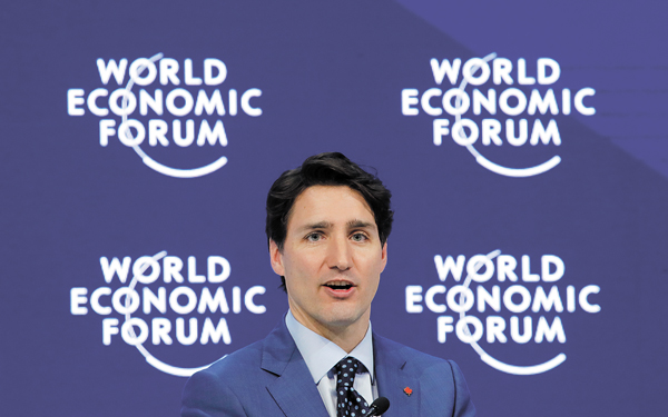 Líderes de India y Canadá defienden el comercio abierto al inicio de cumbre del WEF en Davos