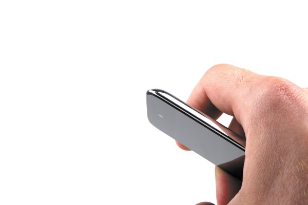 Se avecina nueva guerra comercial: tarifas de celulares podrían caer al menos 50%