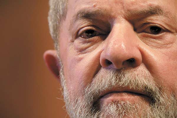<p>Duro revés para Lula: justicia confirma fallo y aumenta pena a doce años de cárcel</p>