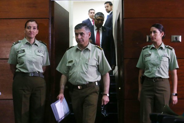 Inédito: PDI allana dependencias de Carabineros en medio de denuncia por montaje
