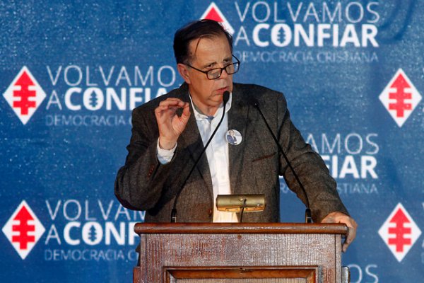 Gutenberg Martínez renunciaría a la DC y el partido se abre a negociar con todas las fuerzas políticas de izquierda