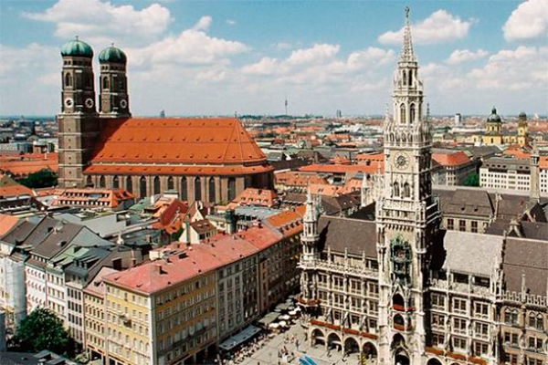 Alemania espera crecer 2,4% en 2018