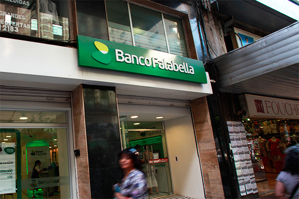 Falabella, Santander y Chile lideraron rentabilidad de la banca en 2017