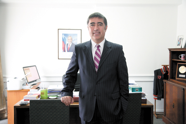 Cuatro nombres se disputan la sucesión de Desbordes en la secretaría general de RN