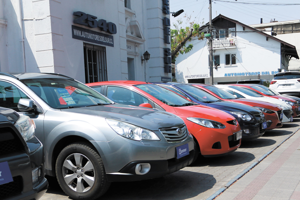 Financieras automotrices apuestan a ganar terreno frente a la banca en 2018