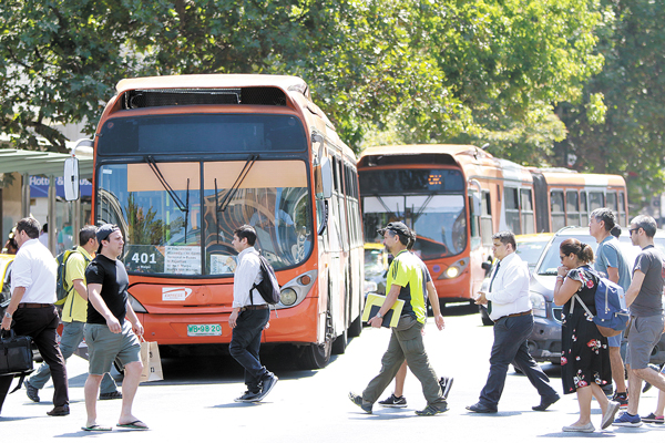 Transantiago: TDLC verá riesgo de acuerdo entre firmas con propiedad común