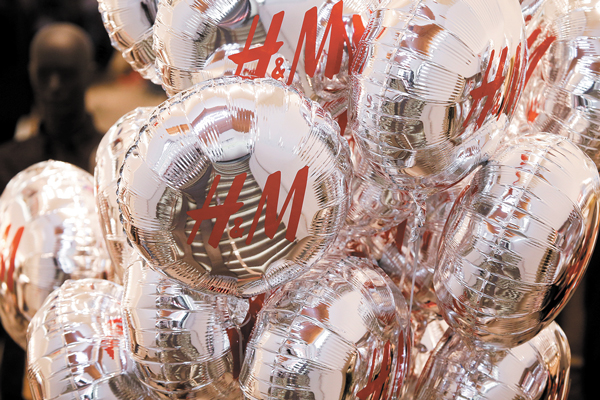 H&M prevé que crecimiento del negocio online eleve sus ganancias este año