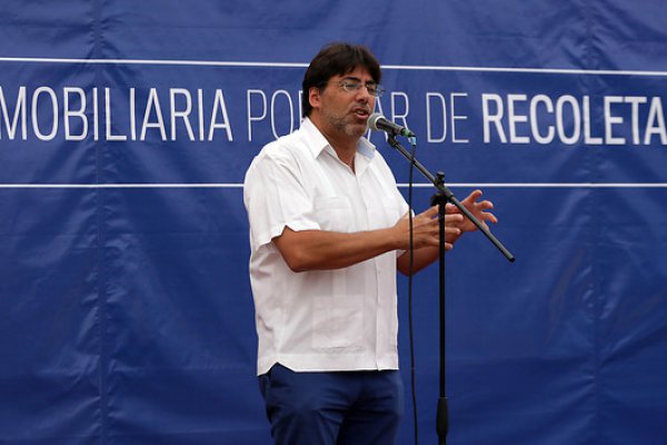 Alcalde Jadue critica duramente al canciller Muñoz por Venezuela: "Parece un agente norteamericano"