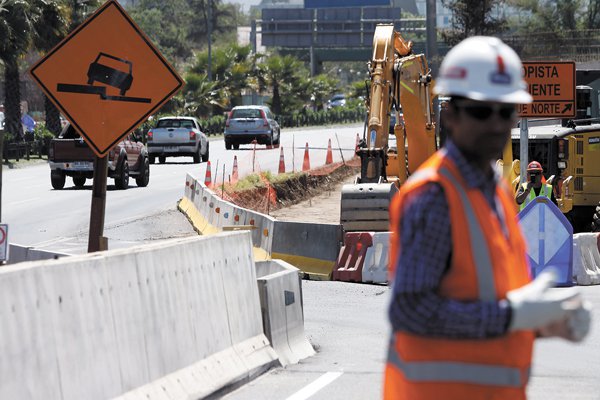 La inversión en obras públicas proyectada a 2021 anota primera alza desde comienzos de 2016