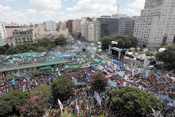 Sindicatos marchan en Buenos Aires