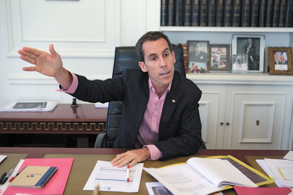Alessandri: “El gran desafío, para poder quedarnos ocho años, es encontrar un relato”