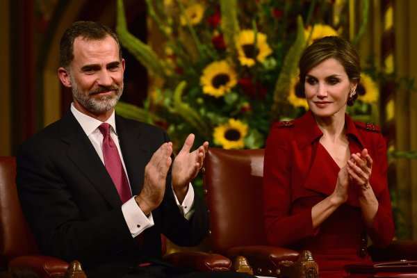 Esta vez el cambio de mando será con reyes: los de España