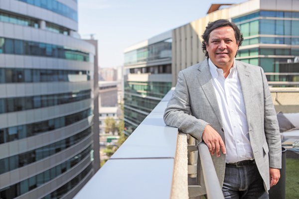 Gobierno reduce plan de expansión de redes eléctricas en US$ 486 millones