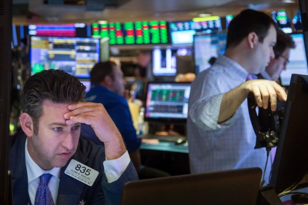 Wall Street se hunde en febrero y sufre su peor caída mensual desde 2016
