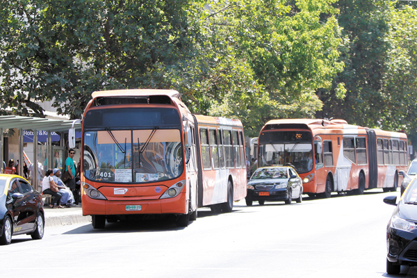 Prioridades de Gloria Hutt para Transportes incluyen evaluar licitación de Transantiago