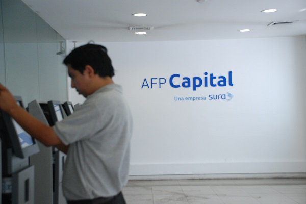 Corte Suprema rechaza recurso de protección de AFP Capital con votación dividida