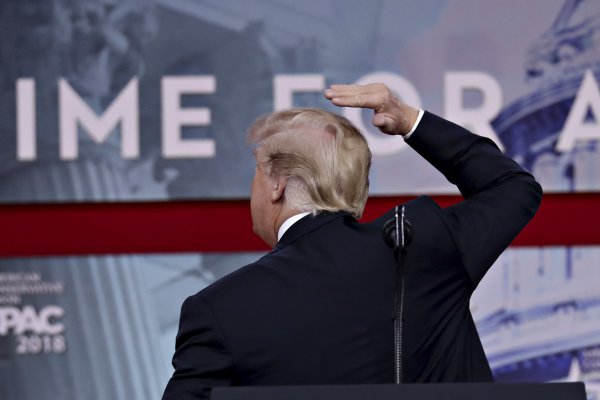 Trump se mofa de la baja audiencia registrada por la ceremonia de los Óscar