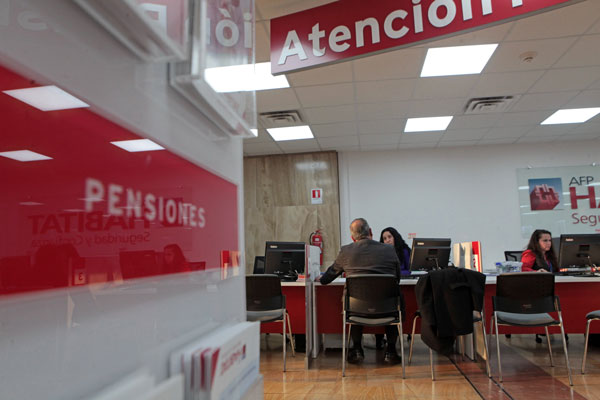 Atenciones de las AFP aumentan en año marcado por debate de pensiones