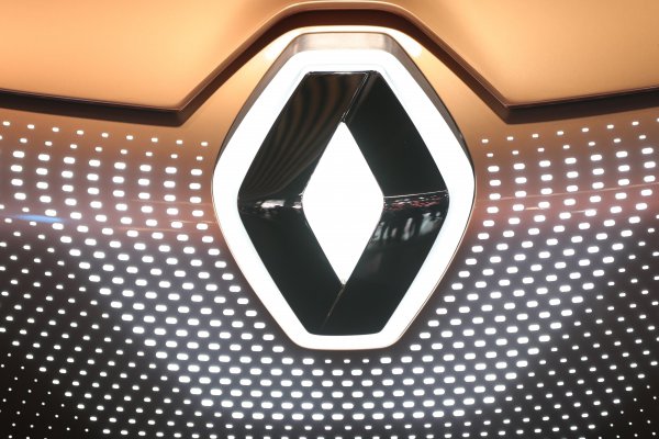<p>Renault se dispara 10% en bolsa en medio de rumores de fusión con Nissan</p>